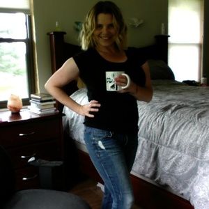Meet your Posher, Debby